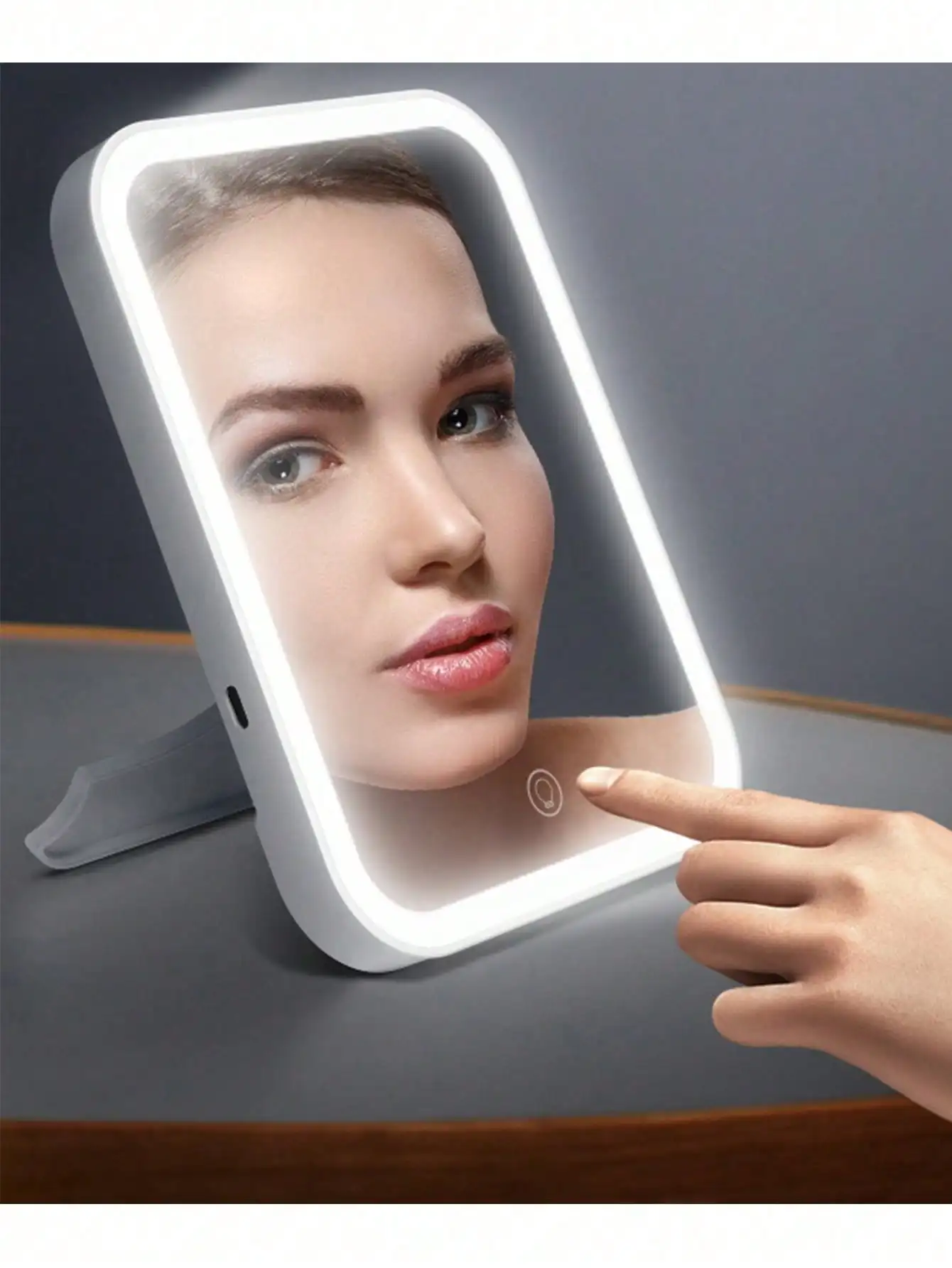 Light Up Your Beauty Routine:  - огляд і ціна Your Beauty Makeup