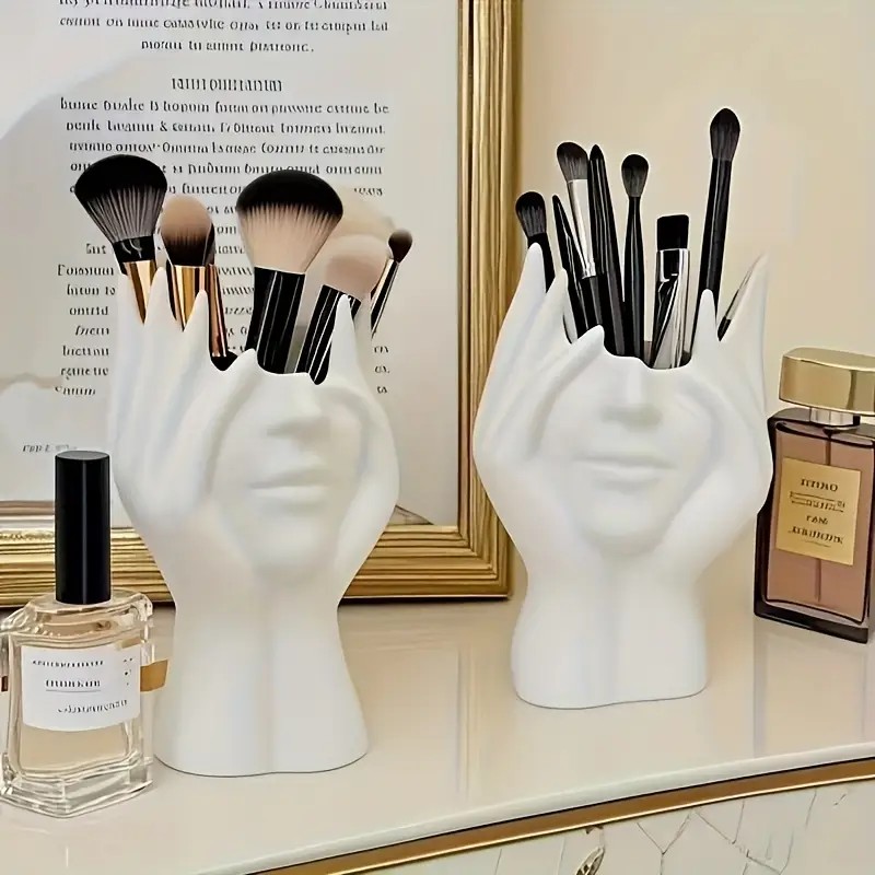 Face Shape Makeup Brush Holder - огляд і ціна Beauty Makeup Design